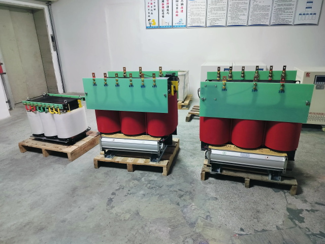威信KS11-1000KVA矿用变压器